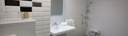 Salle de bain PMR